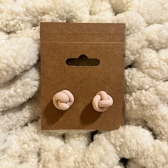 Handmade polymer clay boho knot stud earrings - Picture 2 of 2